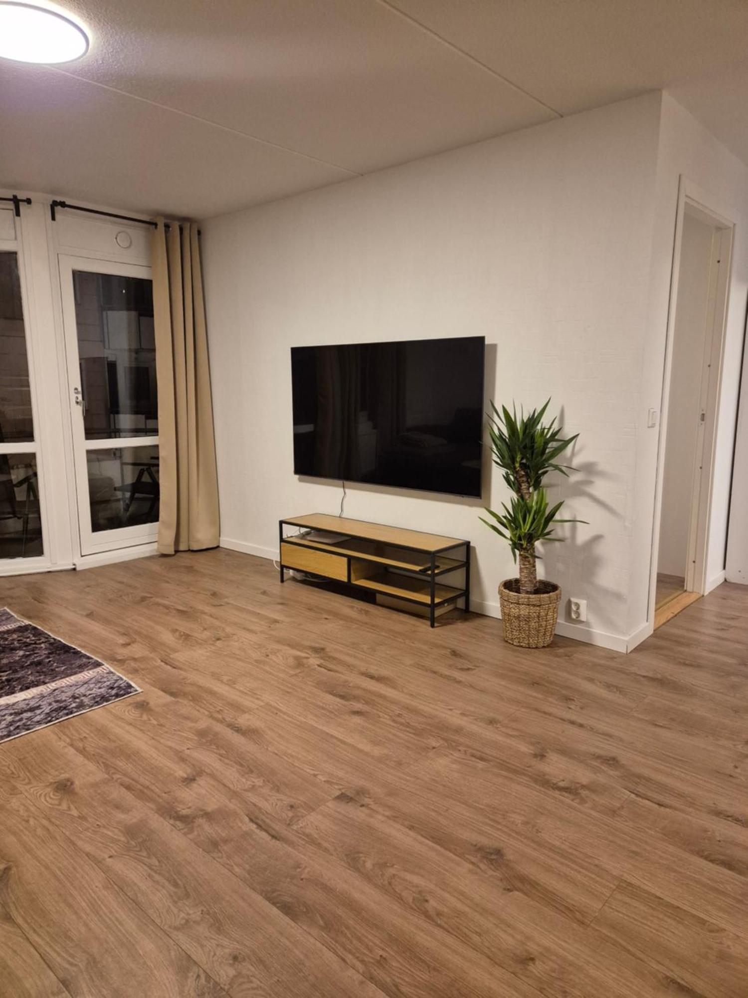 Moderne 2 Roms I Hjertet Av Apartment *